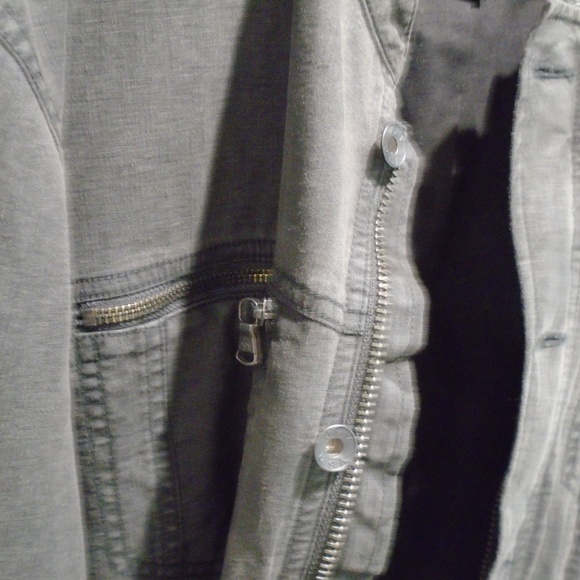 John Varvatos | Multi-Pocket Jacket - Picture 3 of 3